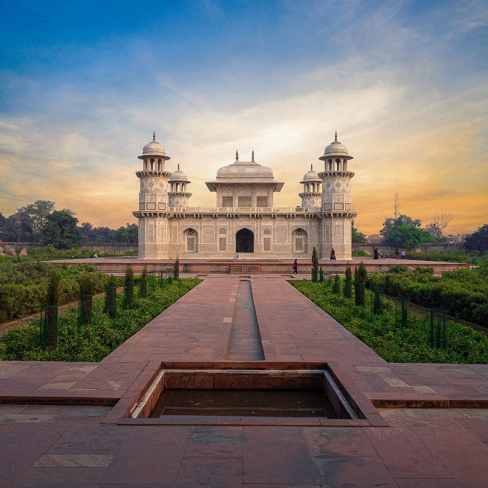 Baby taj mahal