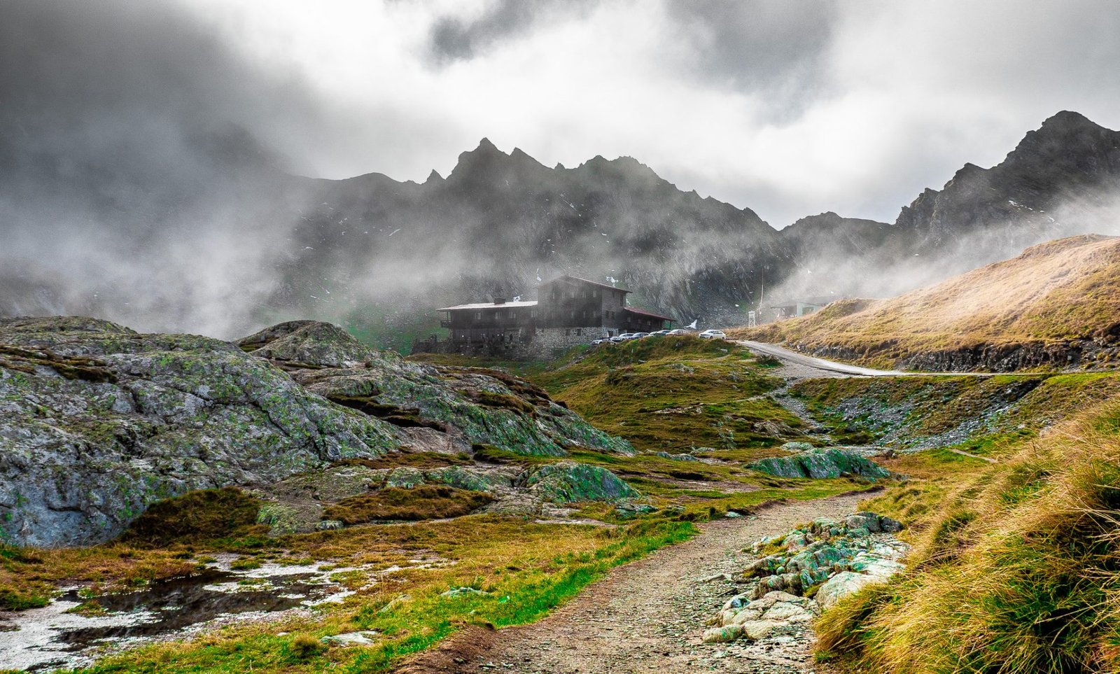© 2019 – Le lac Bâlea est un lac de montagne situé dans les montagnes Făgăraș, dans le centre de la Roumanie.
